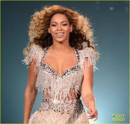 beyonce-atlantic-city-performance-04