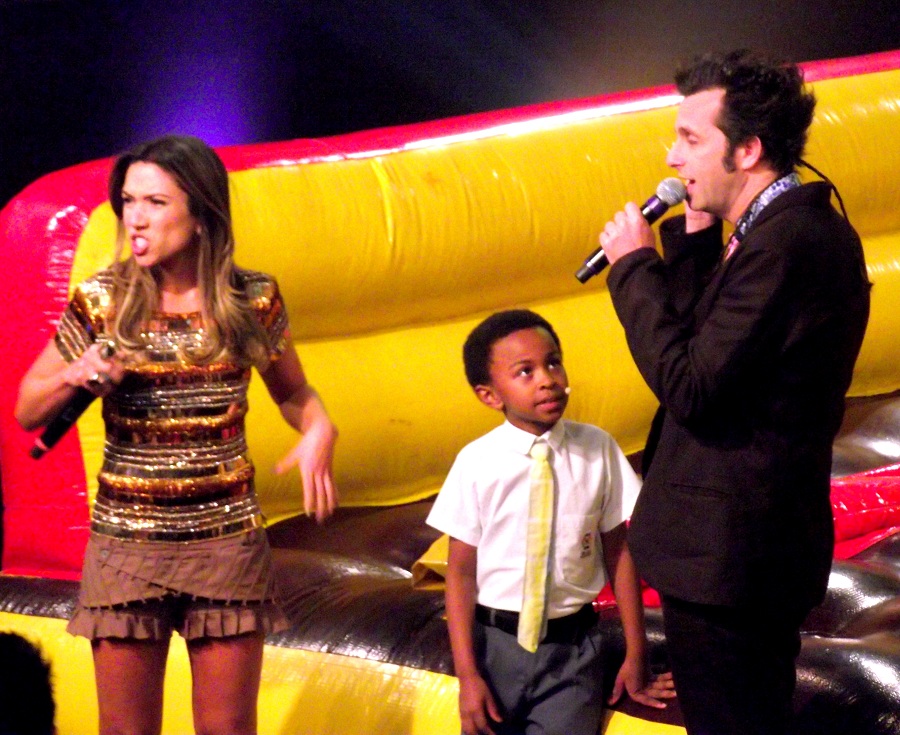 Patricia e Marcio com o Cirilo de Carrossel