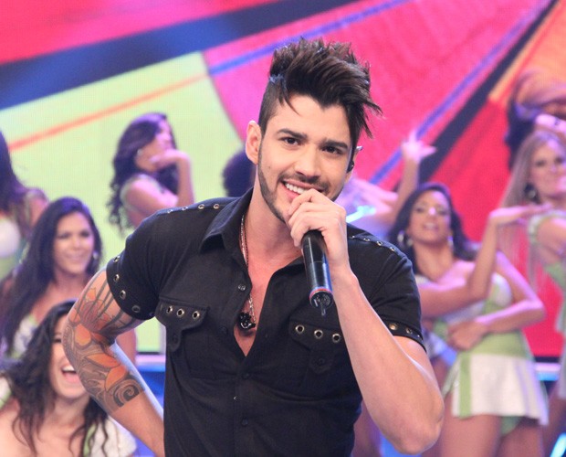 Fenômeno Sertanejo: Gusttavo Lima lançou hoje o novo CD no Domingão do Faustão
