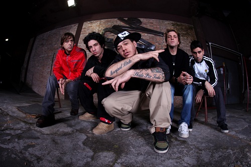 CHARLIE BROWN JR.
