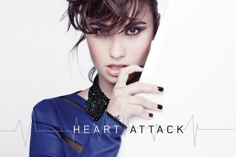 Ual: Em menos de 24hs novo single "Heart Attack" de Demi Lovato é 1°lugar no Itunes Brasil