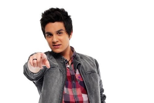 Luan Santana apresenta as músicas do álbum Quando Chega a Noite nos dias 27 e 28 de abril em SP