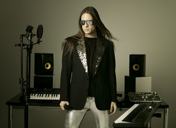 #Dica: Cantor Denis lança segundo álbum com Show gratuito amanhã em São Paulo na CHOIX