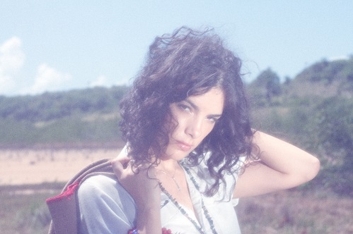 Cantora Céu abre o show do mestre do jazz Herbie Hancock dia 22 de agosto em São Paulo