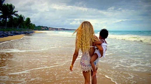 #Surpreendente: Essa mulher não existe! Por essa ninguem esperava Beyoncé lança álbum SURPRESA para os fãs com direito a vídeo clipe pra cada música!!!