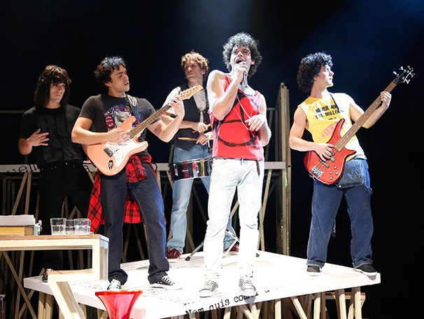 Cazuza o musical continua em cartaz em São Paulo