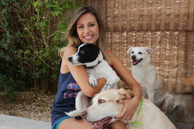Luisa Mell promove encontro de Grávidas e Cães