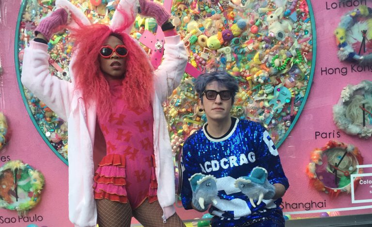 Karol Conka lança single e clipe “Farofei” com participação de Boss in Drama