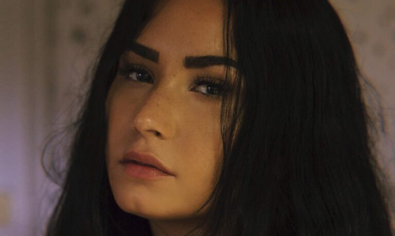 Demi Lovato lança “Sober” música que Retrata Fase Atual da Cantora