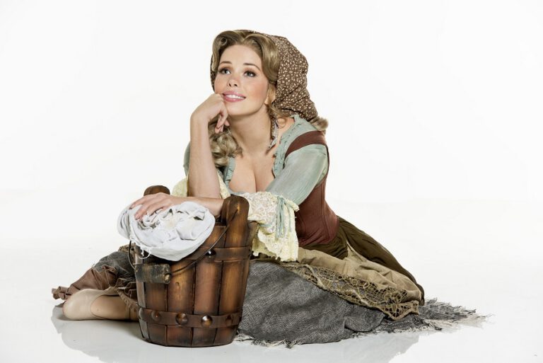 Teatro: Espetáculo Cinderella O Musical volta pra SP com Fabi Bang no papel Principal