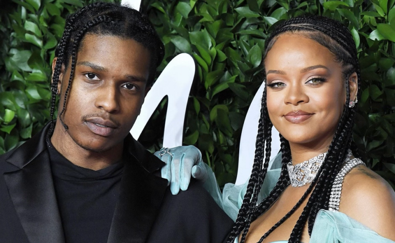 Rumores: “Rihanna Desembarca no Brasil na Próxima semana para o LollaPalooza”
