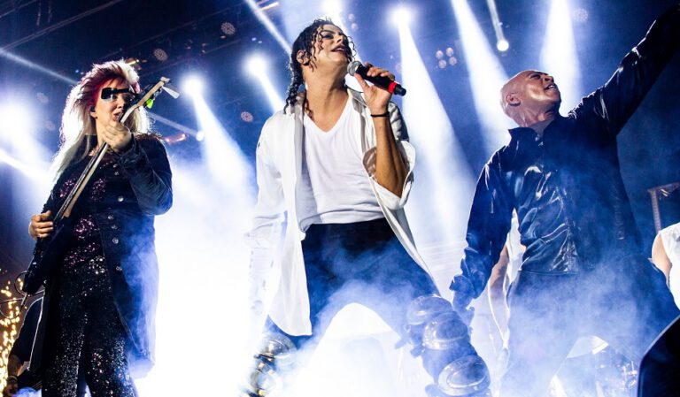 Rodrigo Teaser apresenta Tributo Ao Rei do Pop No Stage Music Park em Floripa