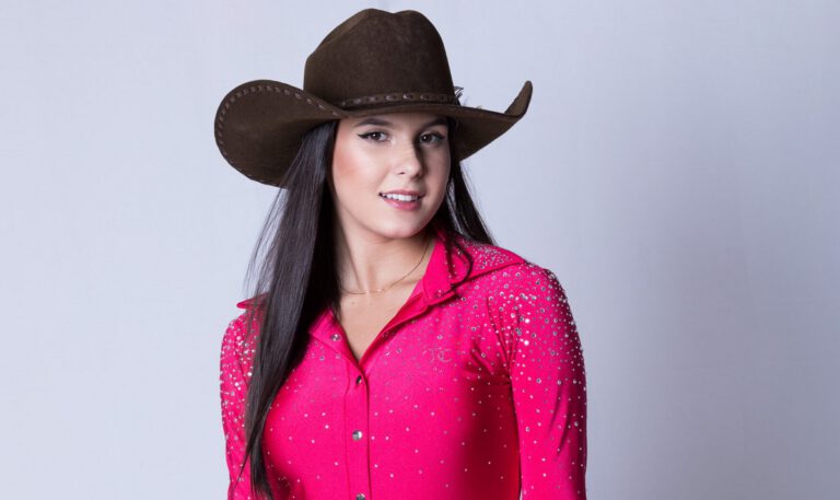 ANA CASTELA: A ‘Boiadeira” mais famosa do momento Também está no Portal Fama!